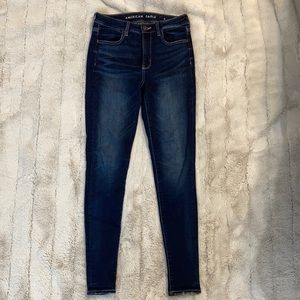 American Eagle, high rise jegging, sz 6 long, NWT.